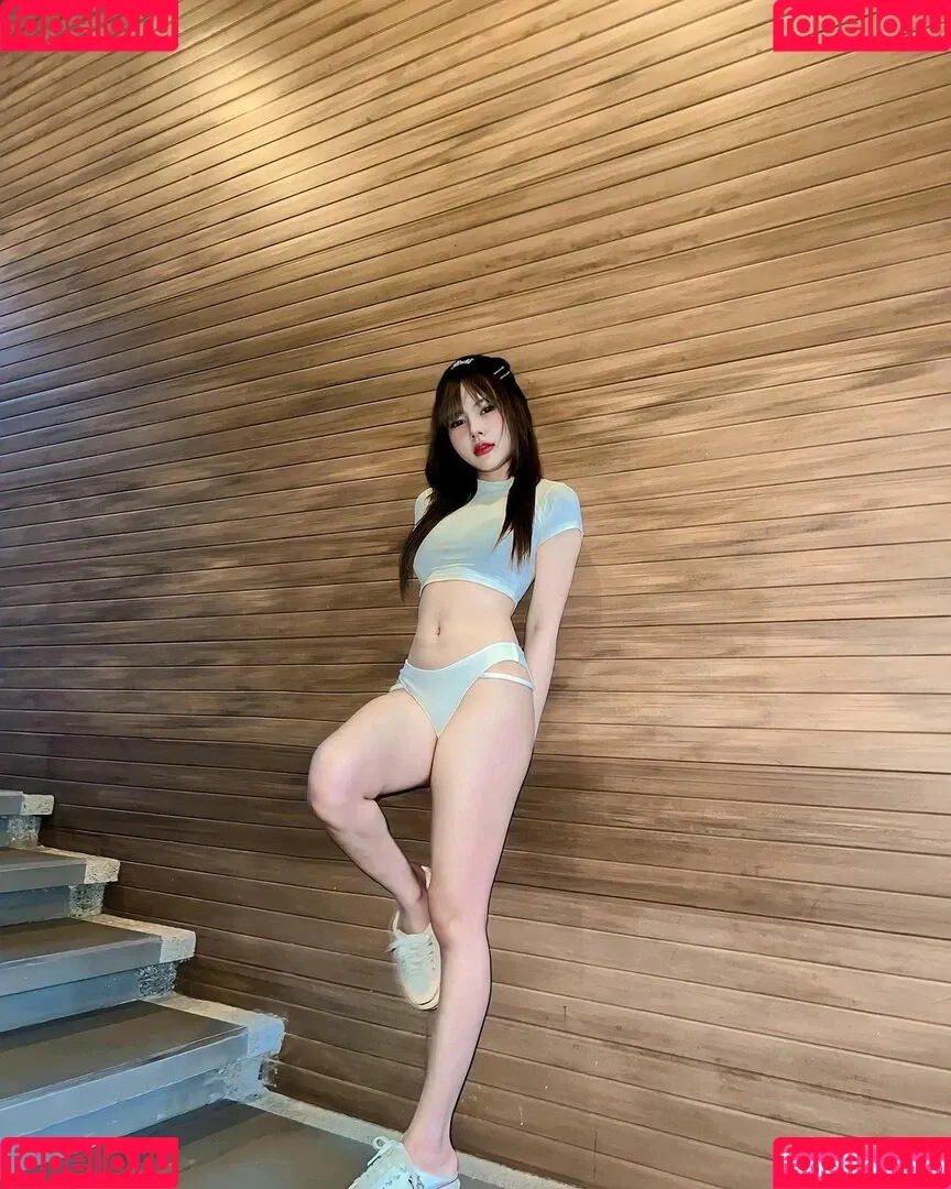 2001_monthita / Monthita Baosali / lemonick Onlyfans Photo Gallery 