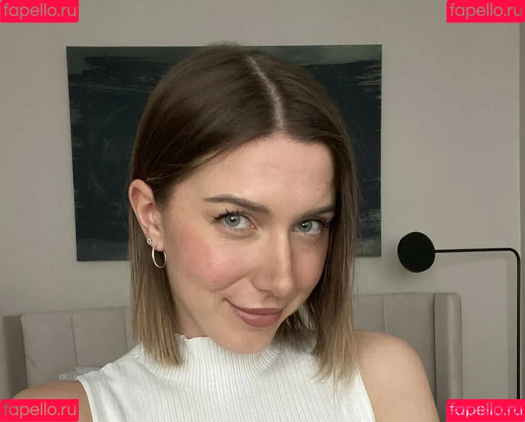 Brooke Banks / brookebankss / brookebanksss Onlyfans Photo Gallery 