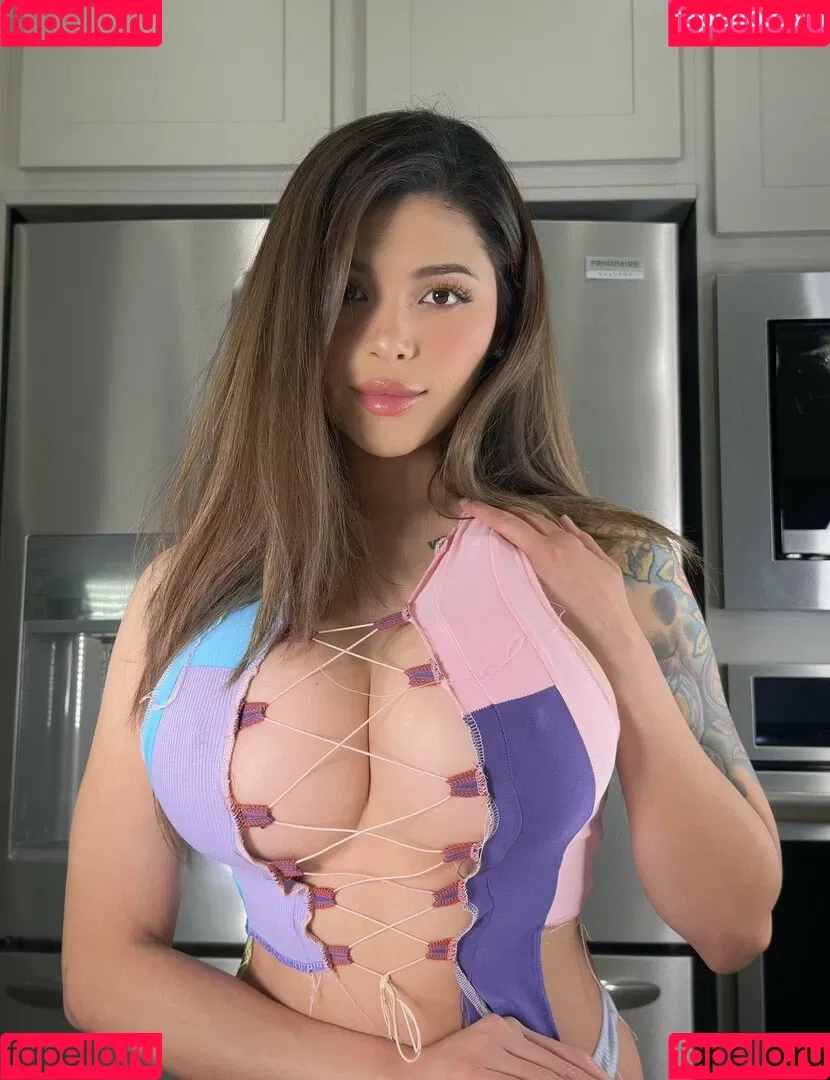 Skylerlo / skylerlo_ / skylerlo__ Onlyfans Photo Gallery 