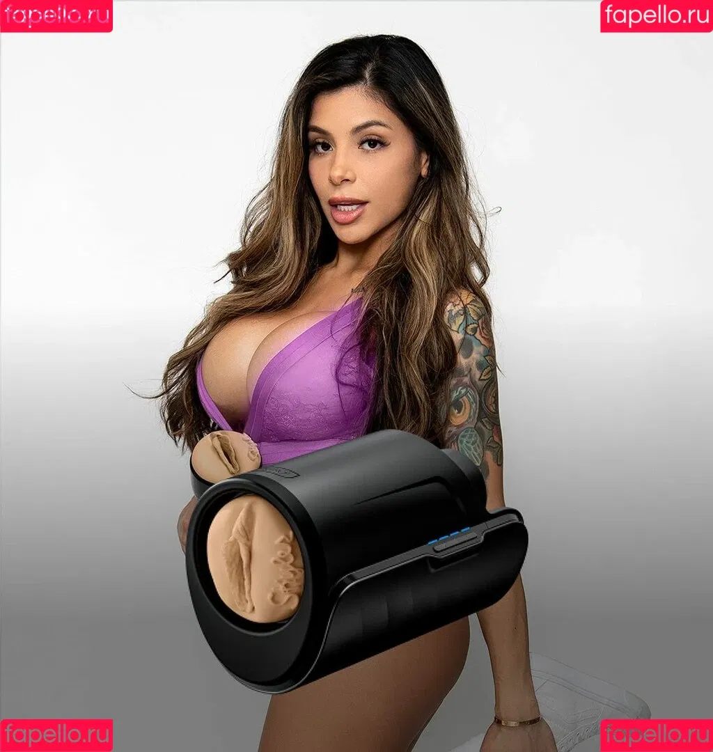 Skylerlo / skylerlo_ / skylerlo__ Onlyfans Photo Gallery 