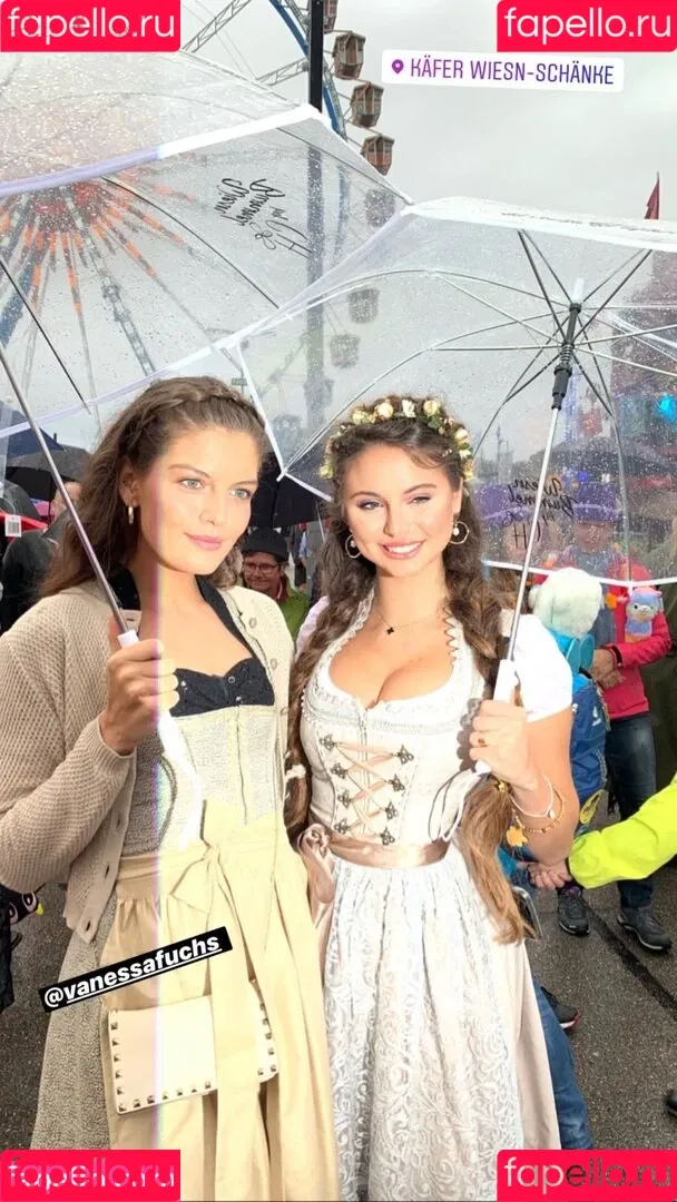 Carina Zavline / carina Onlyfans Photo Gallery 