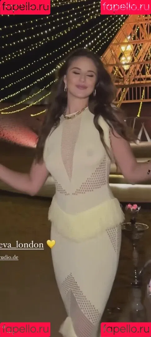 Carina Zavline / carina Onlyfans Photo Gallery 