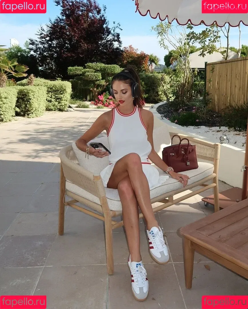 Carina Zavline / carina Onlyfans Photo Gallery 