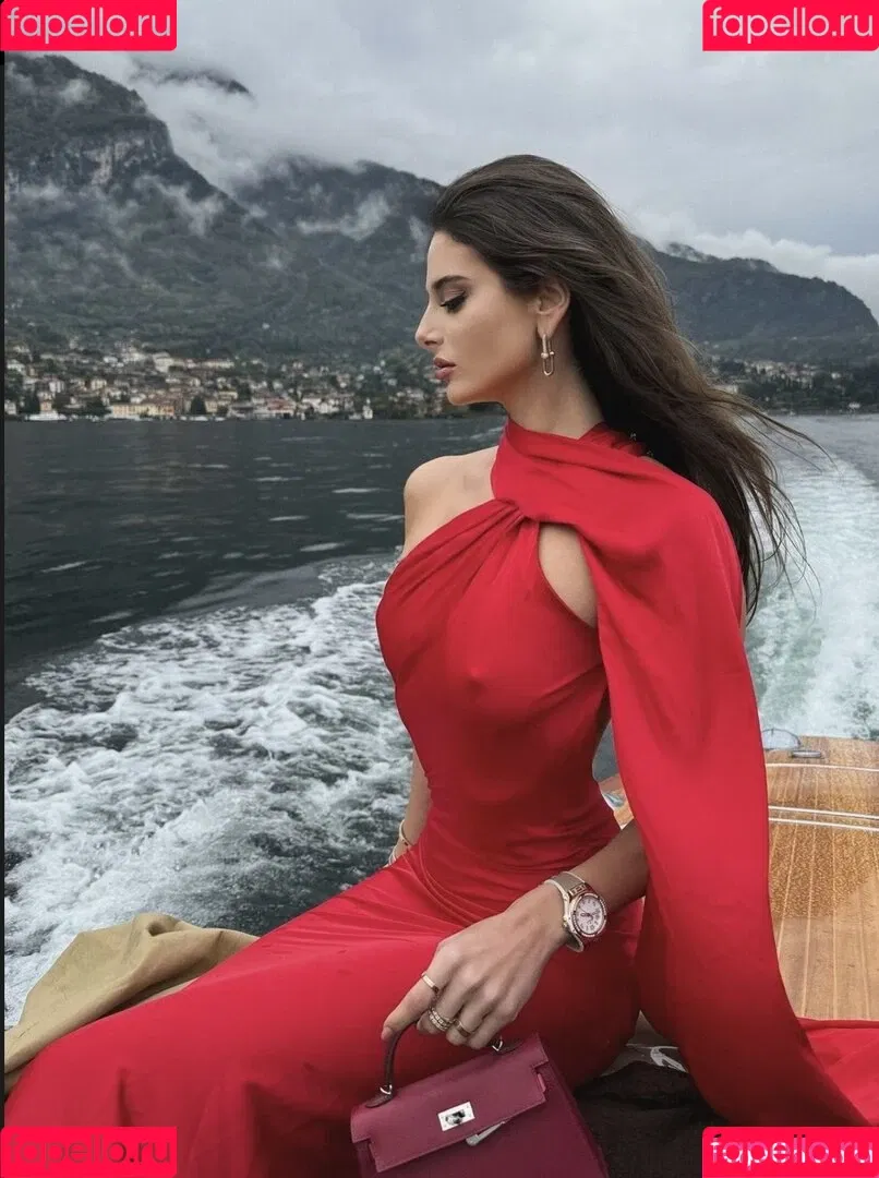 Carina Zavline / carina Onlyfans Photo Gallery 