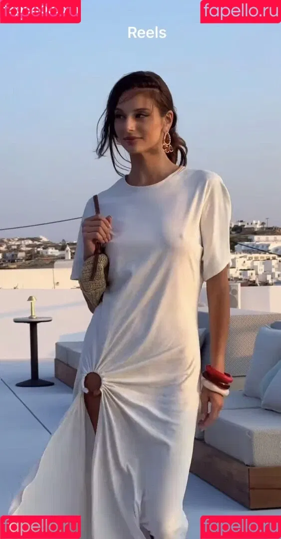 Carina Zavline / carina Onlyfans Photo Gallery 