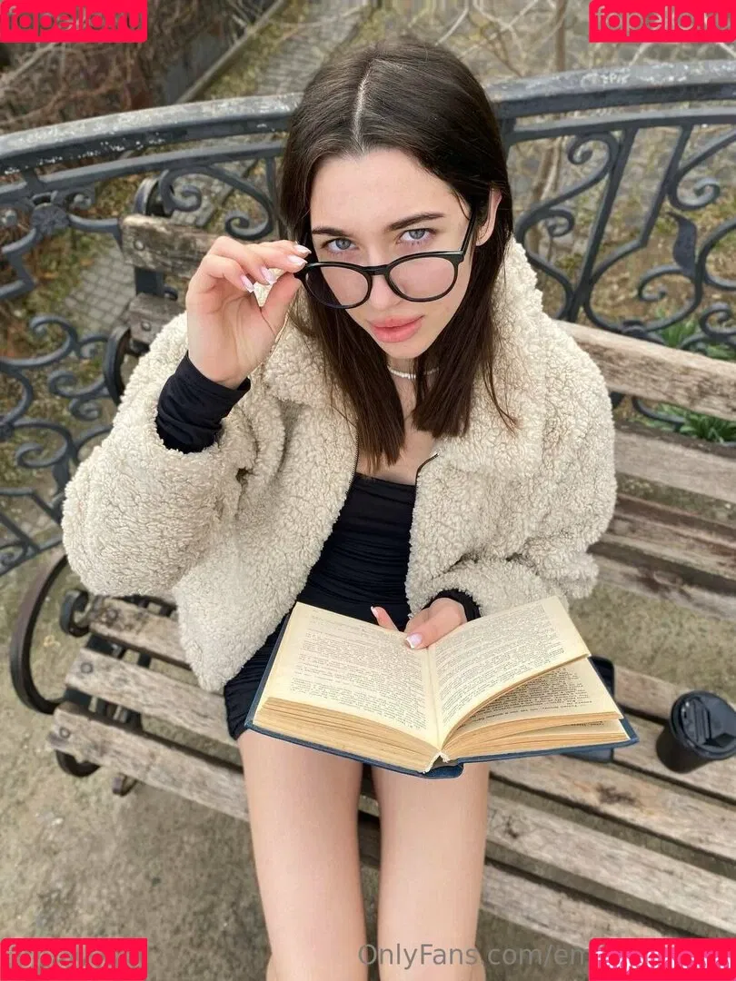 Emily Berryy / EmilyyInfinity / emily_berryy Onlyfans Photo Gallery 