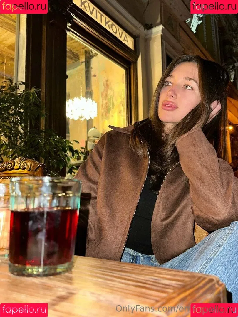 Emily Berryy / EmilyyInfinity / emily_berryy Onlyfans Photo Gallery 