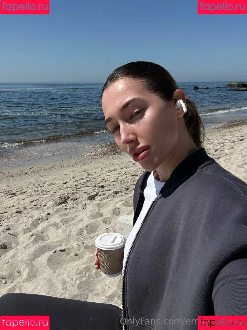 Emily Berryy / EmilyyInfinity / emily_berryy Onlyfans Photo Gallery 