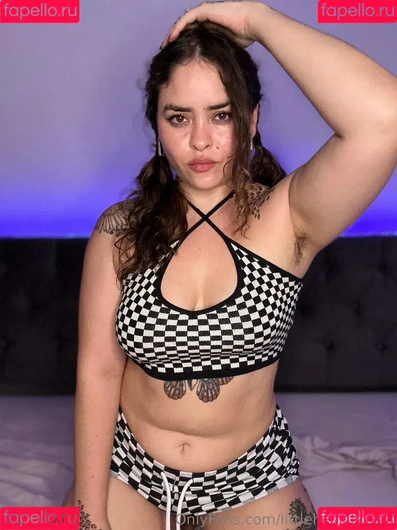 littlehairylola / littlehairystoner / littlehairystonervip Onlyfans Photo Gallery 