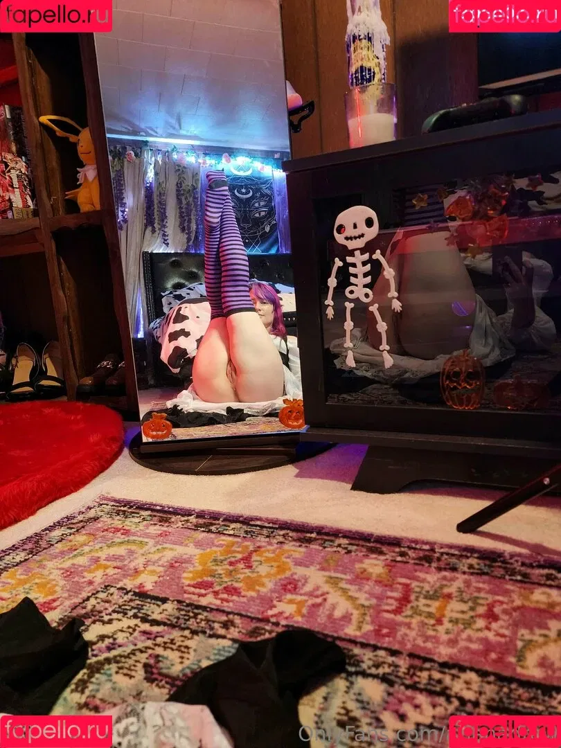 Ariana Drew / arianadrew / itsarianadrew Onlyfans Photo Gallery 