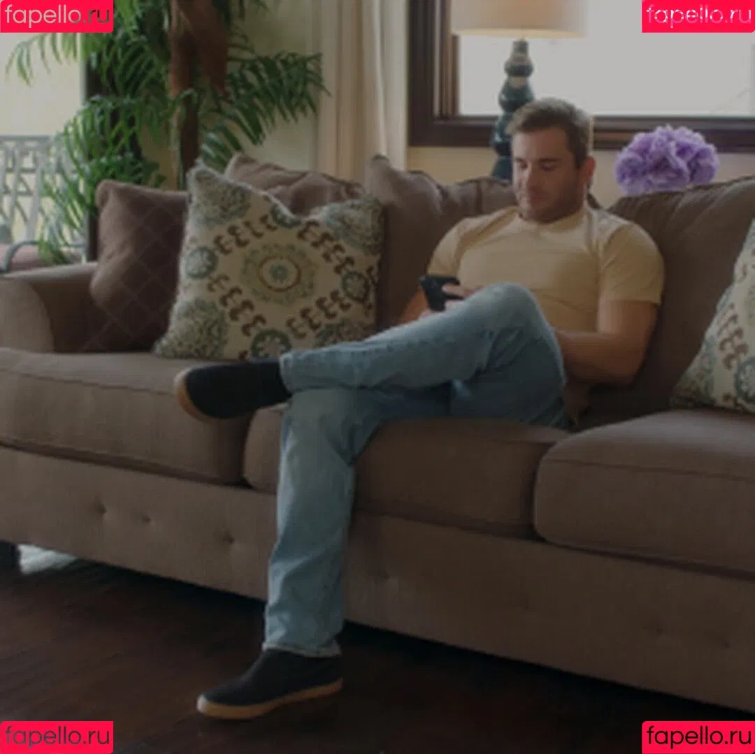 Hazel Moore / _therealhazelmoore_ / hazelmoore3x / hazelmoorexxx Onlyfans Photo Gallery 