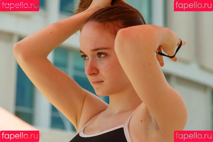 Hazel Moore / _therealhazelmoore_ / hazelmoore3x / hazelmoorexxx Onlyfans Photo Gallery 