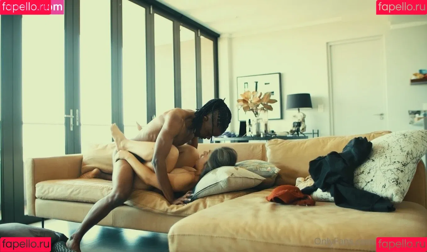 Bear / Lea / lea.bears / leaandbear Onlyfans Photo Gallery 