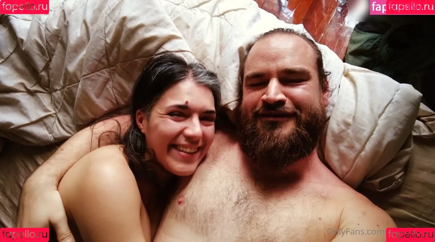 Bear / Lea / lea.bears / leaandbear Onlyfans Photo Gallery 