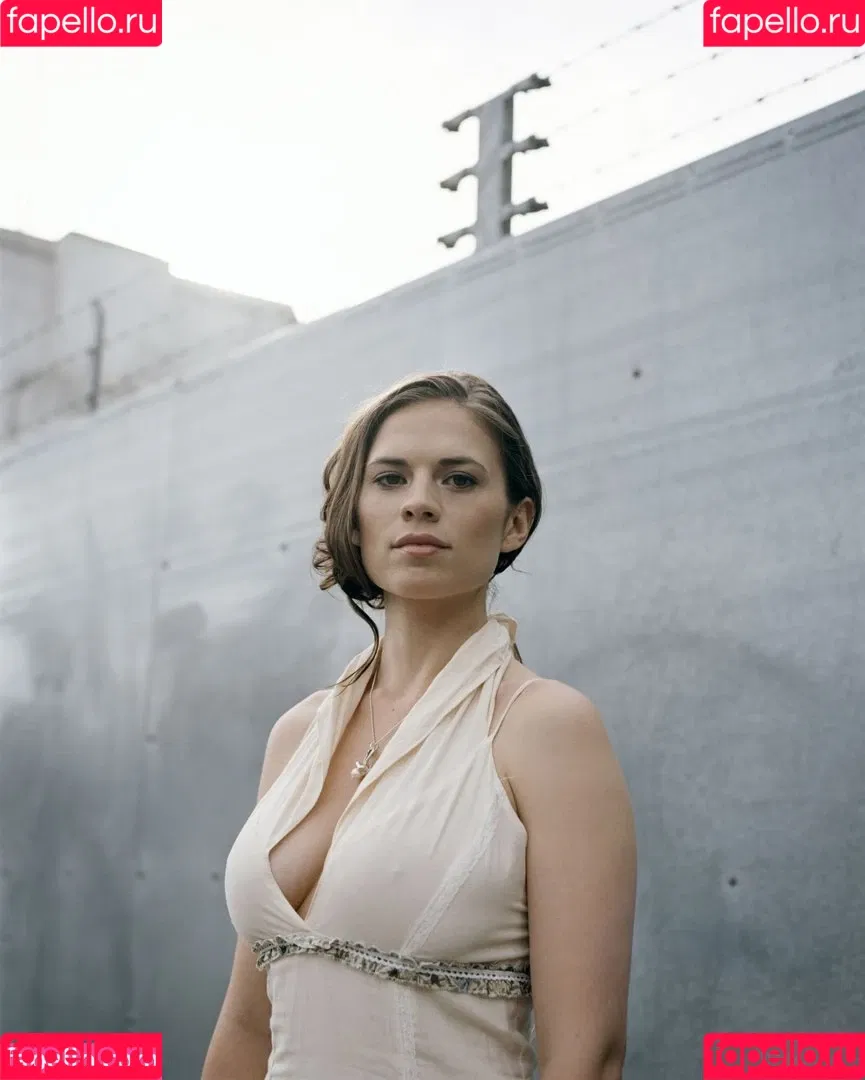 Hayley Atwell / hayley_atwell / wellhayley Onlyfans Photo Gallery 