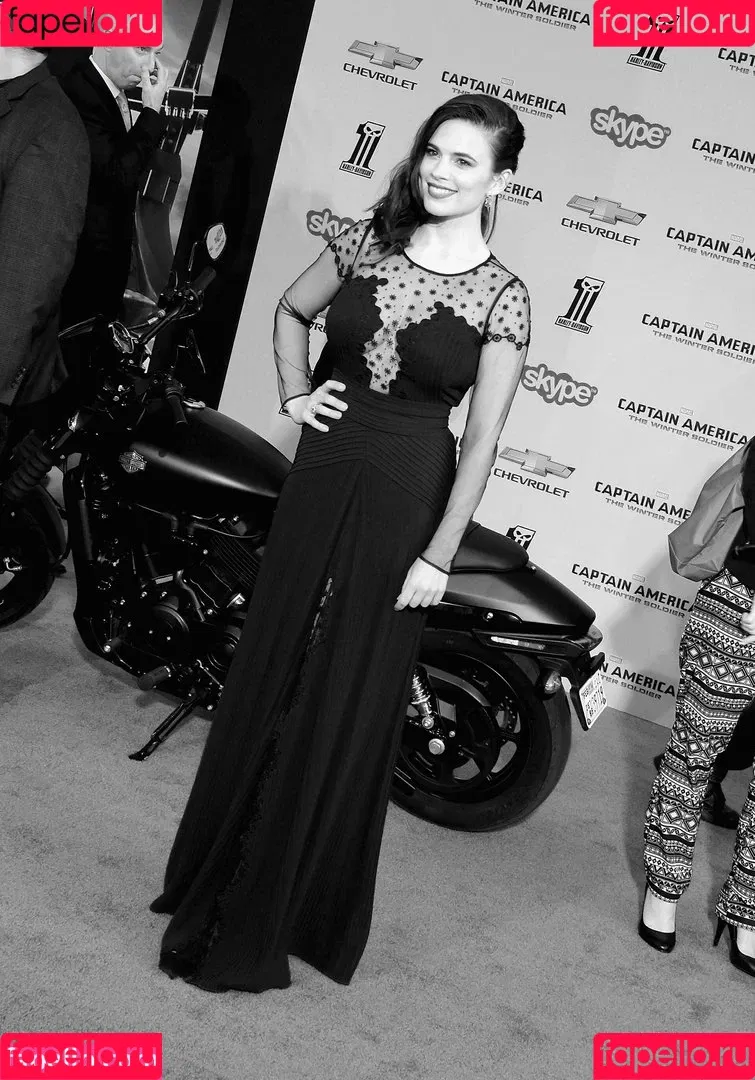 Hayley Atwell / hayley_atwell / wellhayley Onlyfans Photo Gallery 