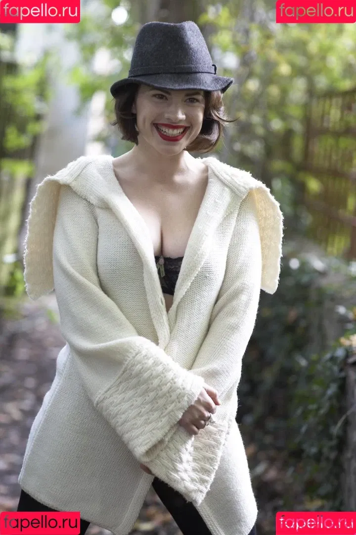 Hayley Atwell / hayley_atwell / wellhayley Onlyfans Photo Gallery 