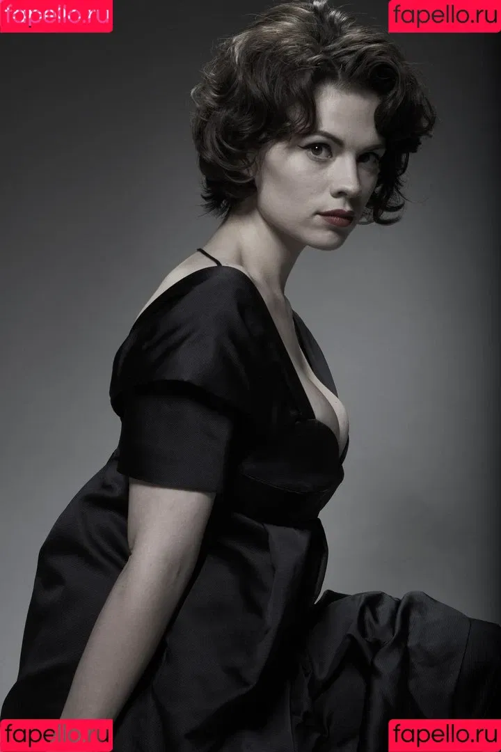 Hayley Atwell / hayley_atwell / wellhayley Onlyfans Photo Gallery 