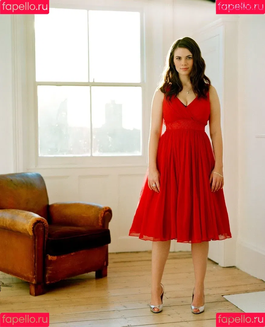 Hayley Atwell / hayley_atwell / wellhayley Onlyfans Photo Gallery 