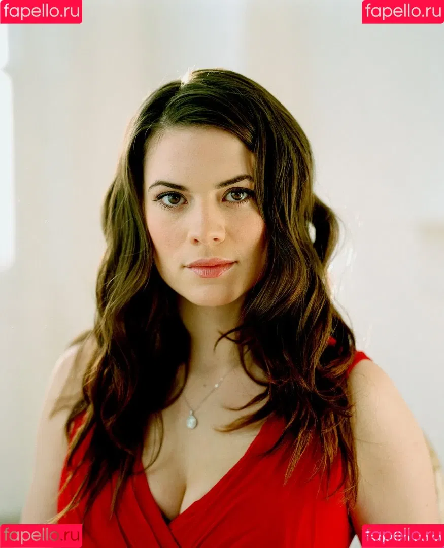 Hayley Atwell / hayley_atwell / wellhayley Onlyfans Photo Gallery 