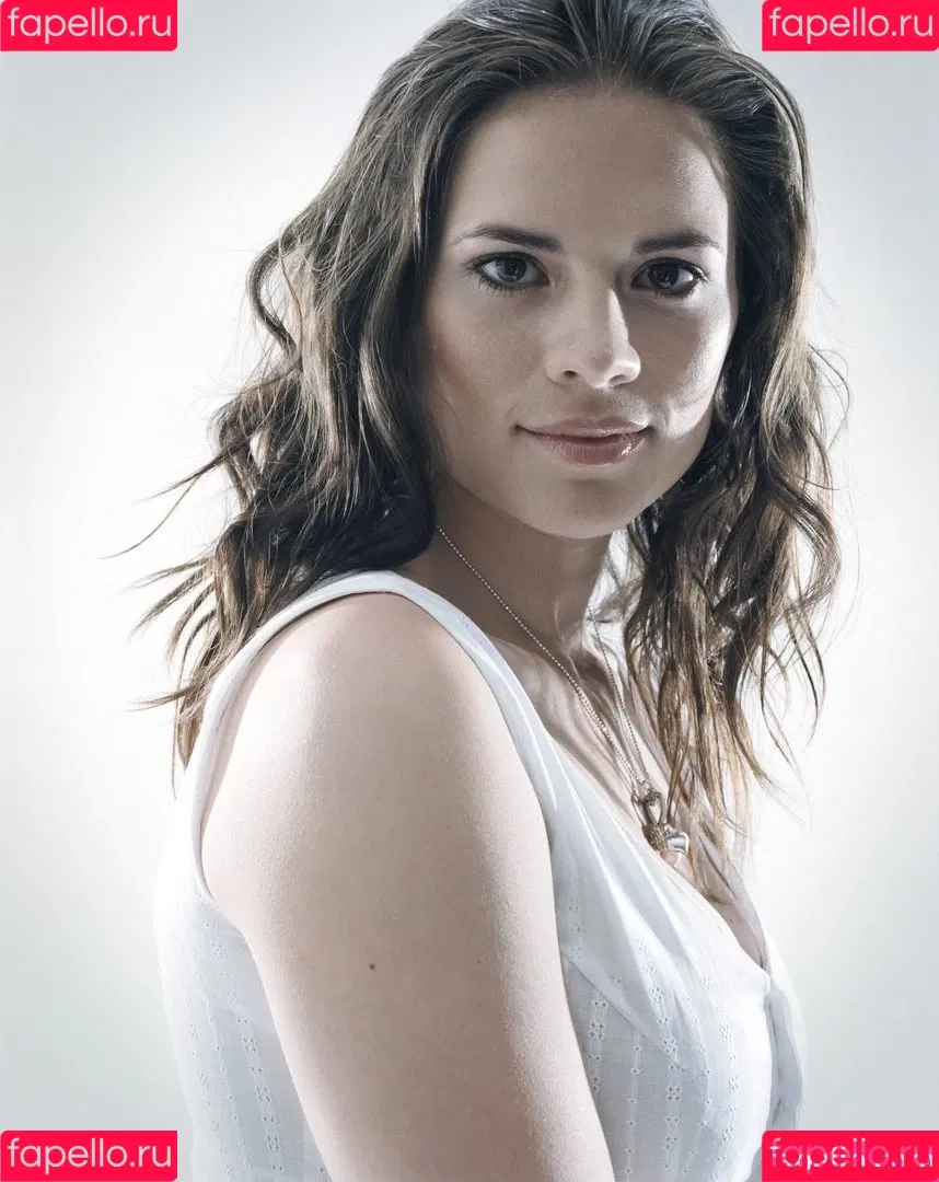 Hayley Atwell / hayley_atwell / wellhayley Onlyfans Photo Gallery 