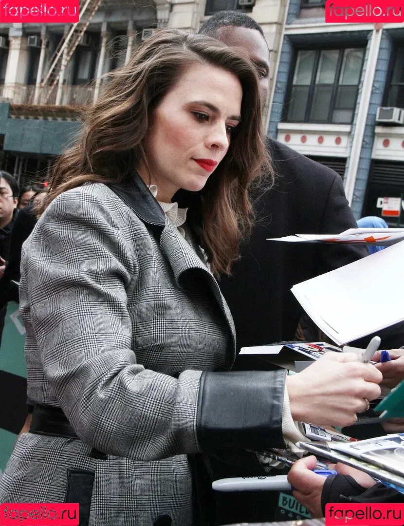 Hayley Atwell / hayley_atwell / wellhayley Onlyfans Photo Gallery 