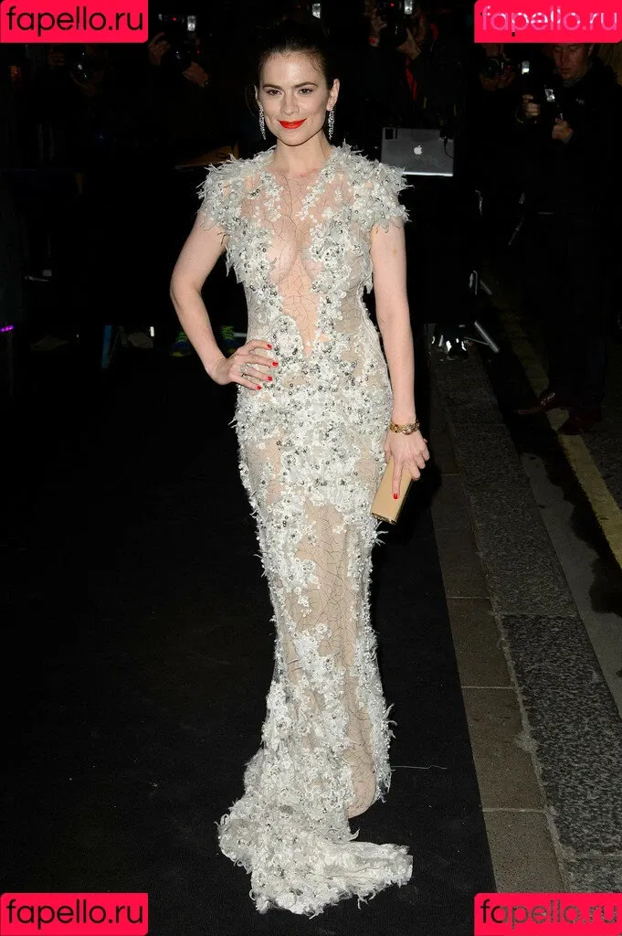 Hayley Atwell / hayley_atwell / wellhayley Onlyfans Photo Gallery 