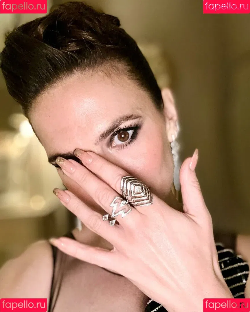 Hayley Atwell / hayley_atwell / wellhayley Onlyfans Photo Gallery 