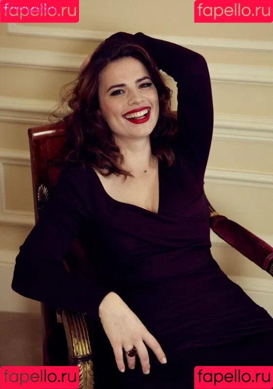 Hayley Atwell / hayley_atwell / wellhayley Onlyfans Photo Gallery 