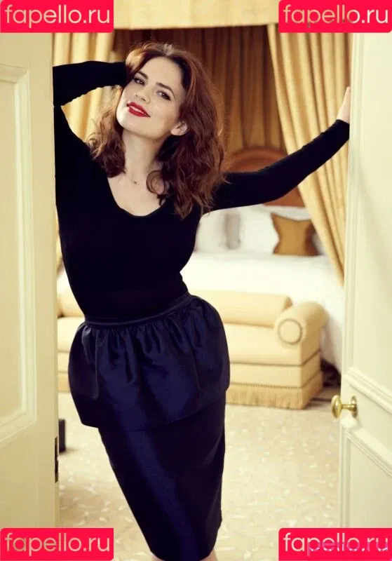 Hayley Atwell / hayley_atwell / wellhayley Onlyfans Photo Gallery 