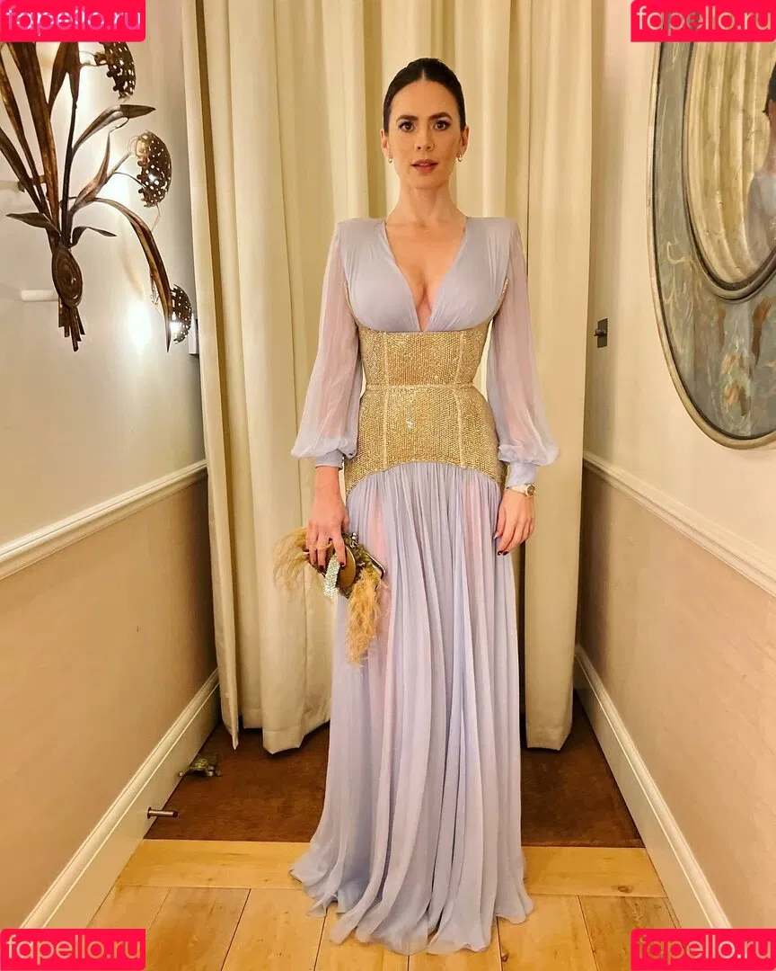 Hayley Atwell / hayley_atwell / wellhayley Onlyfans Photo Gallery 