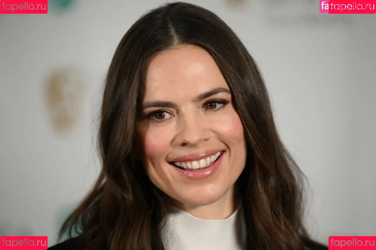 Hayley Atwell / hayley_atwell / wellhayley Onlyfans Photo Gallery 