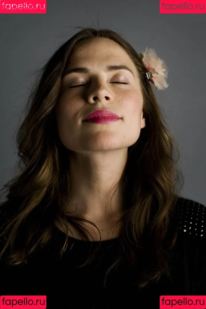 Hayley Atwell / hayley_atwell / wellhayley Onlyfans Photo Gallery 