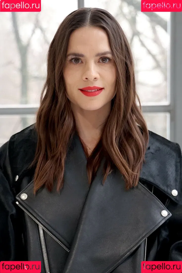 Hayley Atwell / hayley_atwell / wellhayley Onlyfans Photo Gallery 