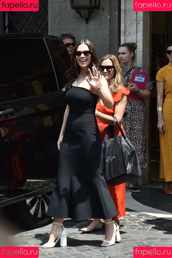 Hayley Atwell / hayley_atwell / wellhayley Onlyfans Photo Gallery 