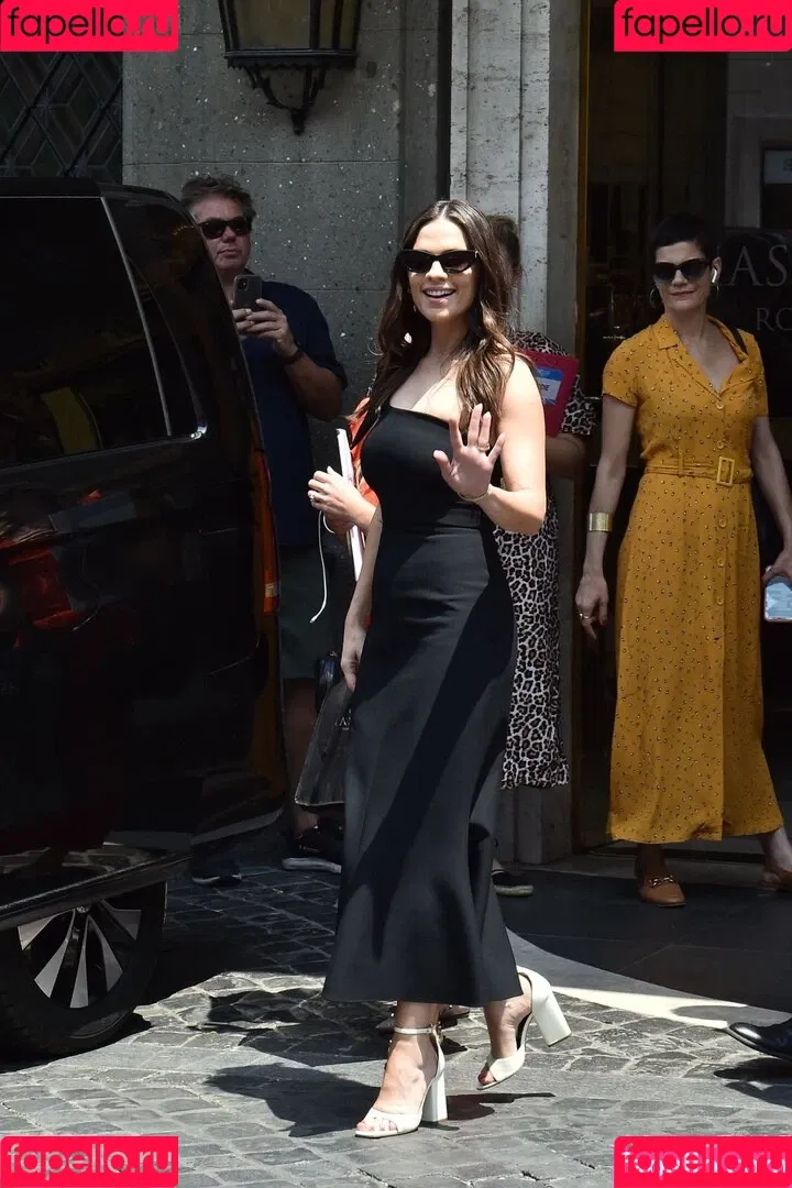 Hayley Atwell / hayley_atwell / wellhayley Onlyfans Photo Gallery 