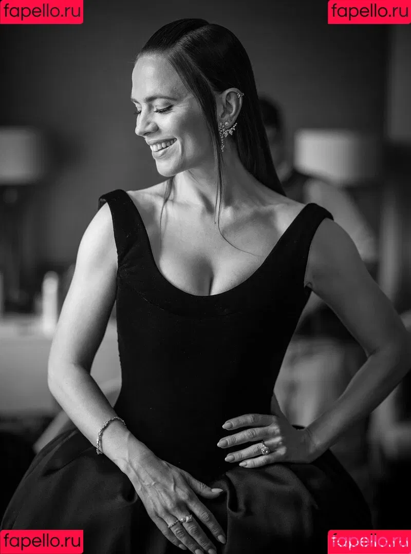 Hayley Atwell / hayley_atwell / wellhayley Onlyfans Photo Gallery 