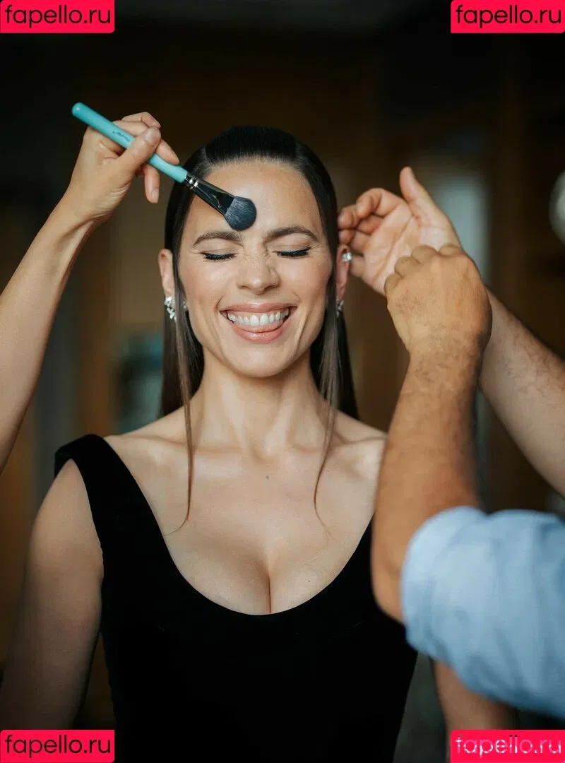 Hayley Atwell / hayley_atwell / wellhayley Onlyfans Photo Gallery 