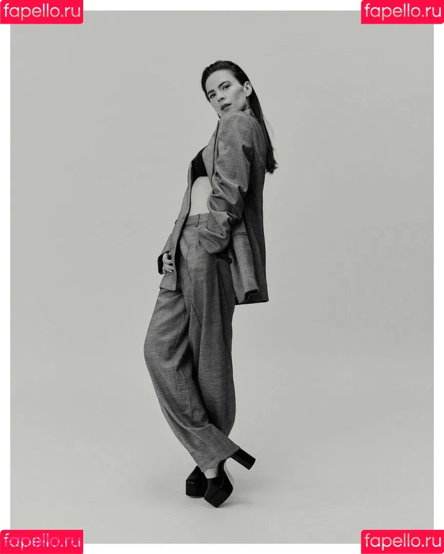 Hayley Atwell / hayley_atwell / wellhayley Onlyfans Photo Gallery 