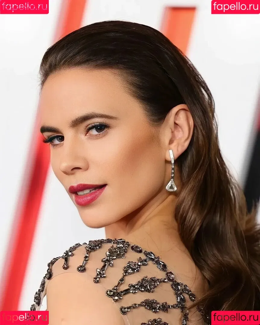 Hayley Atwell / hayley_atwell / wellhayley Onlyfans Photo Gallery 