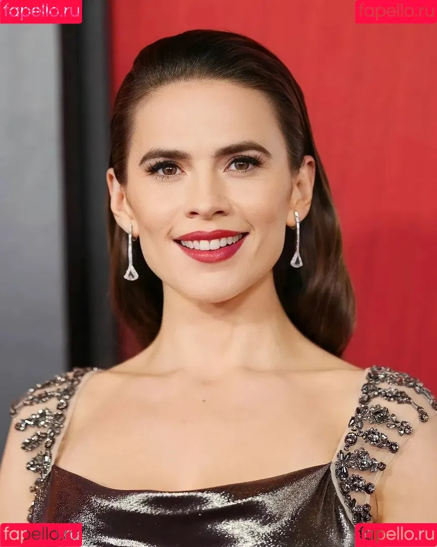 Hayley Atwell / hayley_atwell / wellhayley Onlyfans Photo Gallery 