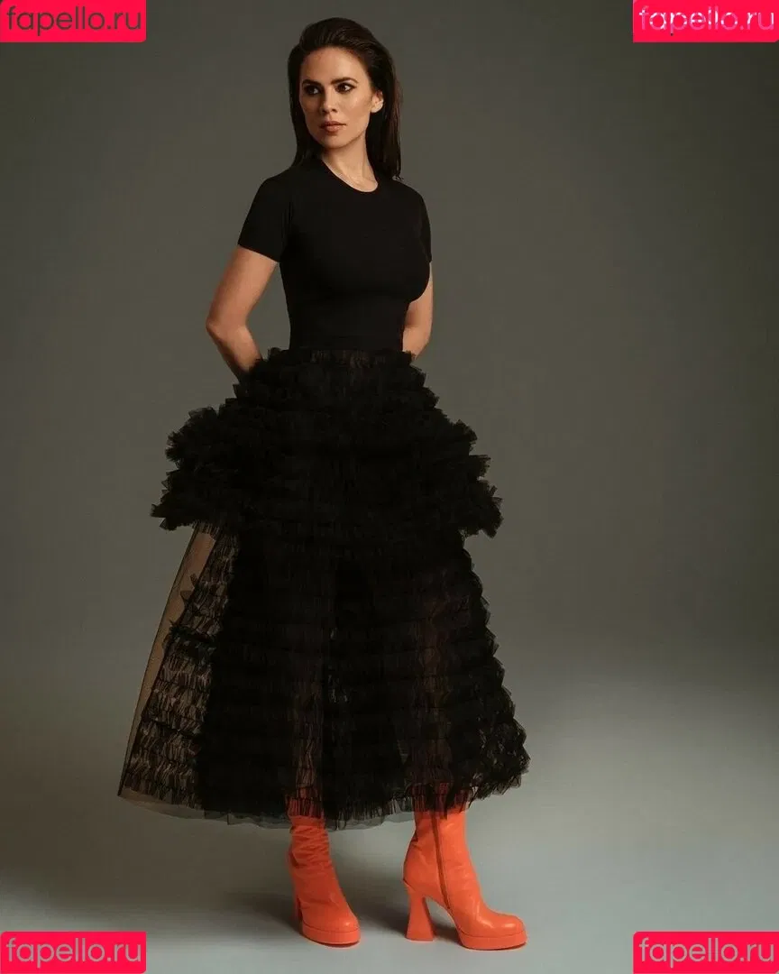 Hayley Atwell / hayley_atwell / wellhayley Onlyfans Photo Gallery 