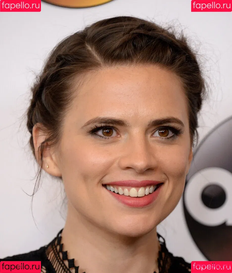 Hayley Atwell / hayley_atwell / wellhayley Onlyfans Photo Gallery 