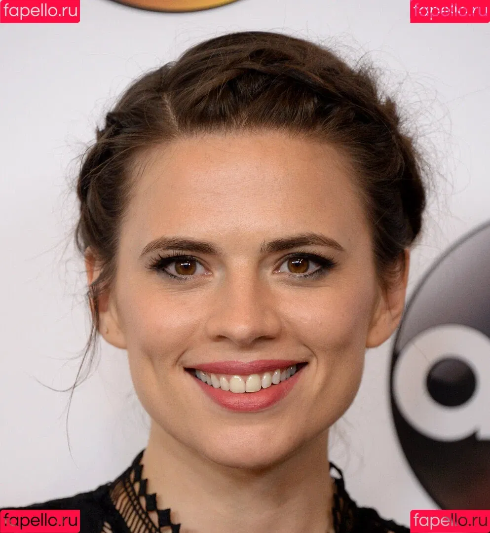 Hayley Atwell / hayley_atwell / wellhayley Onlyfans Photo Gallery 