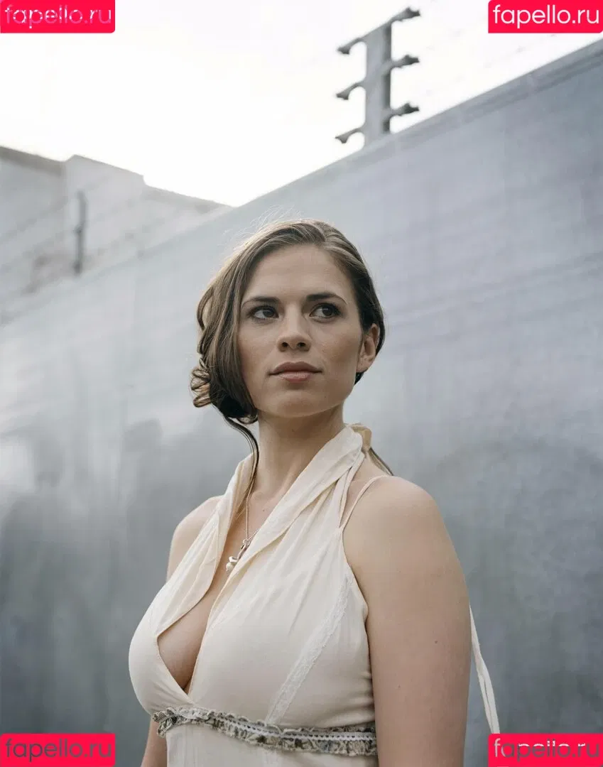 Hayley Atwell / hayley_atwell / wellhayley Onlyfans Photo Gallery 