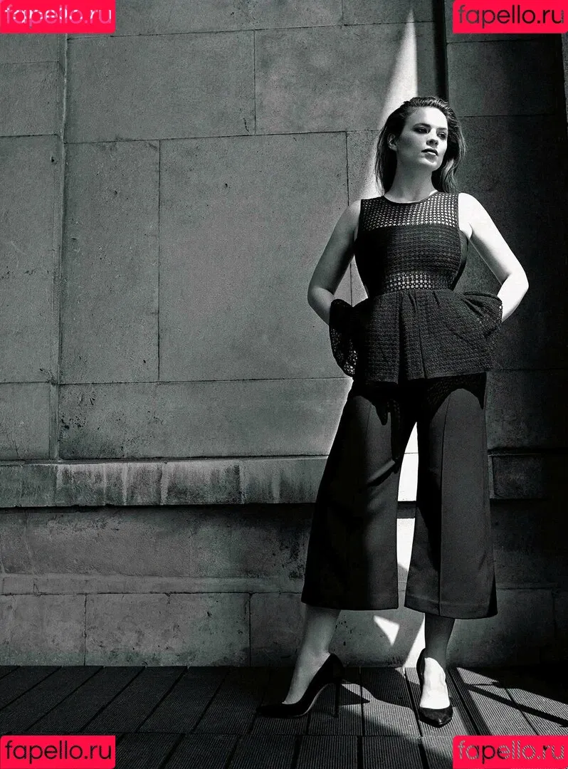 Hayley Atwell / hayley_atwell / wellhayley Onlyfans Photo Gallery 