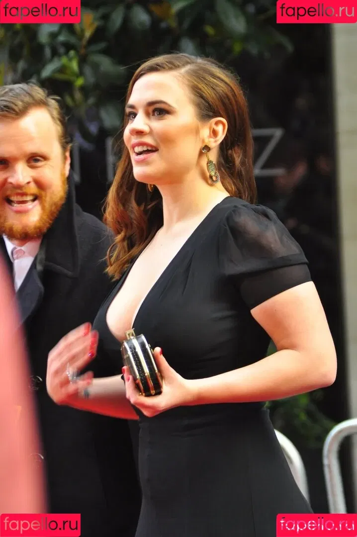 Hayley Atwell / hayley_atwell / wellhayley Onlyfans Photo Gallery 