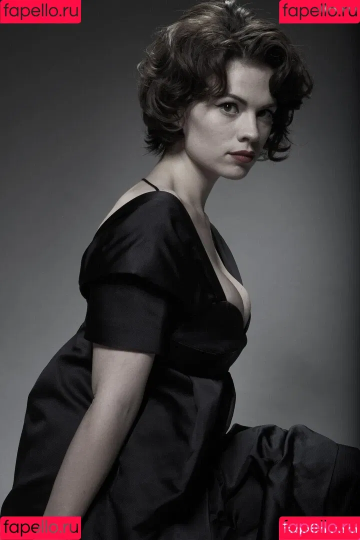 Hayley Atwell / hayley_atwell / wellhayley Onlyfans Photo Gallery 
