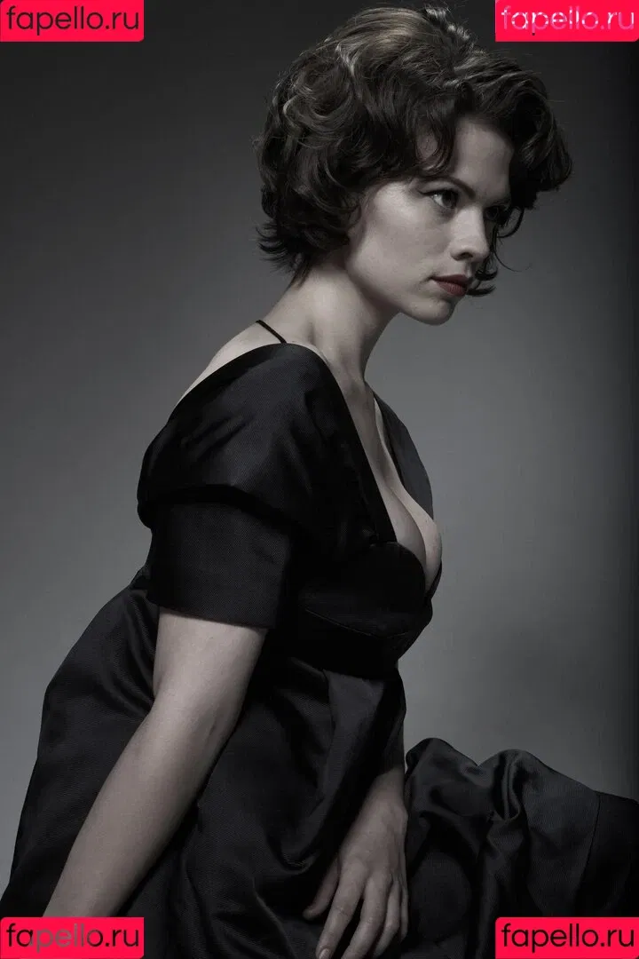 Hayley Atwell / hayley_atwell / wellhayley Onlyfans Photo Gallery 