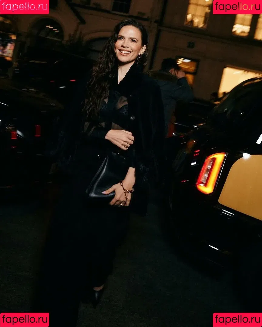 Hayley Atwell / hayley_atwell / wellhayley Onlyfans Photo Gallery 